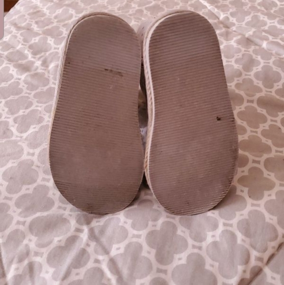 Boots - Picture 3 of 3